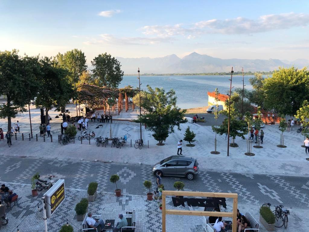 Hotel Shkodra Lake Široka Eksteriør bilde