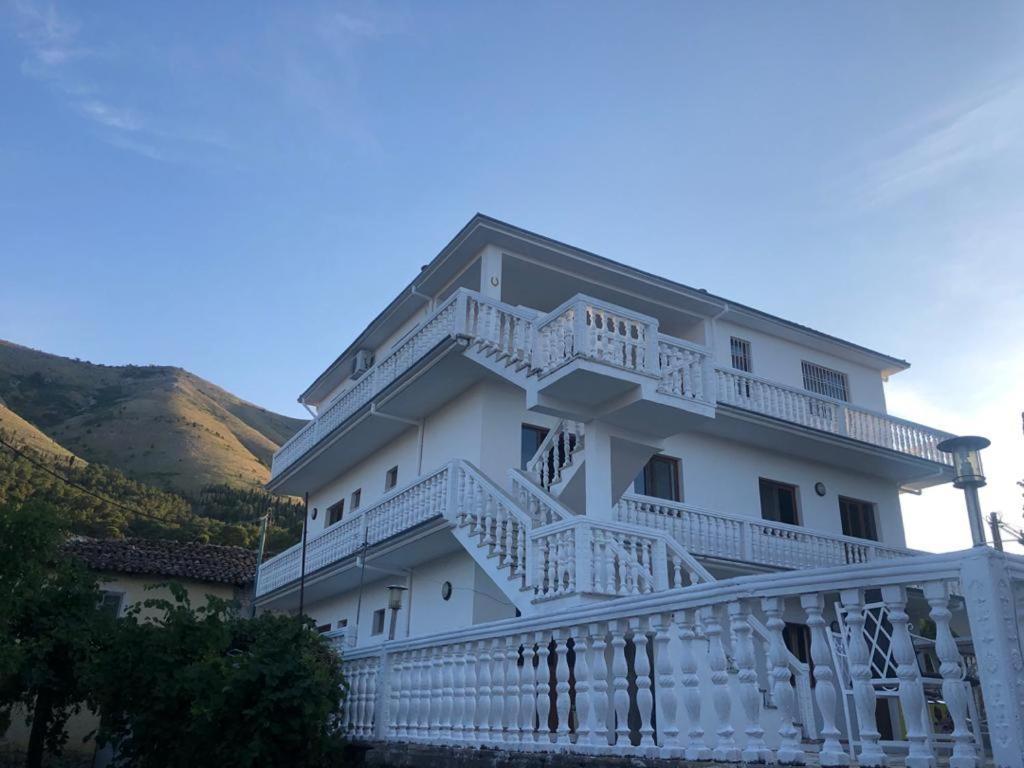Hotel Shkodra Lake Široka Eksteriør bilde