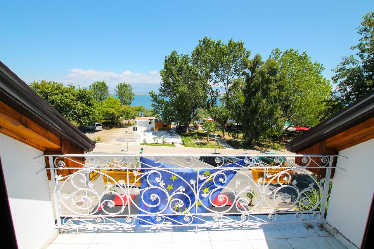 Hotel Shkodra Lake Široka Eksteriør bilde